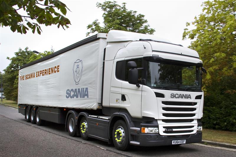 Raising the standard Scania R450 feat IN aug15.jpg